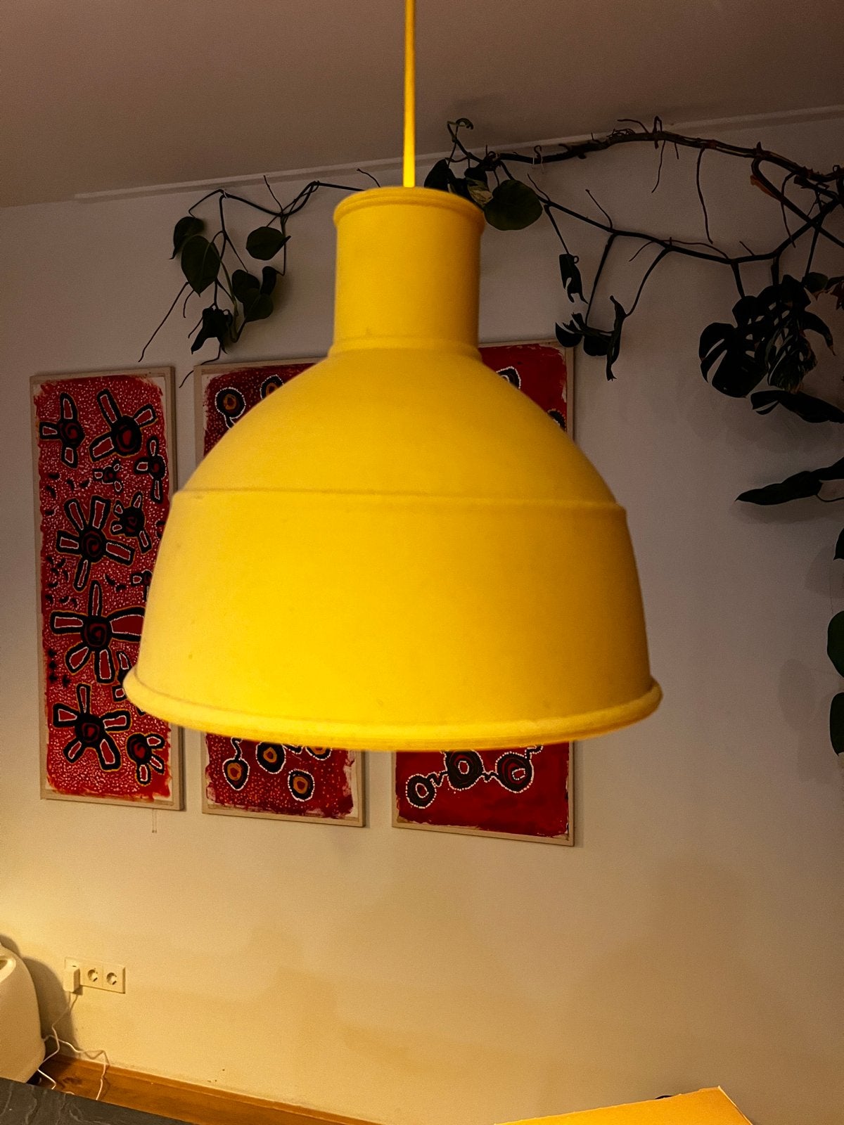 Set van 3 gele Muuto hanglampen, Huis en Inrichting, Ophalen of Verzenden, Gebruikt, Metaal, E27 (groot)