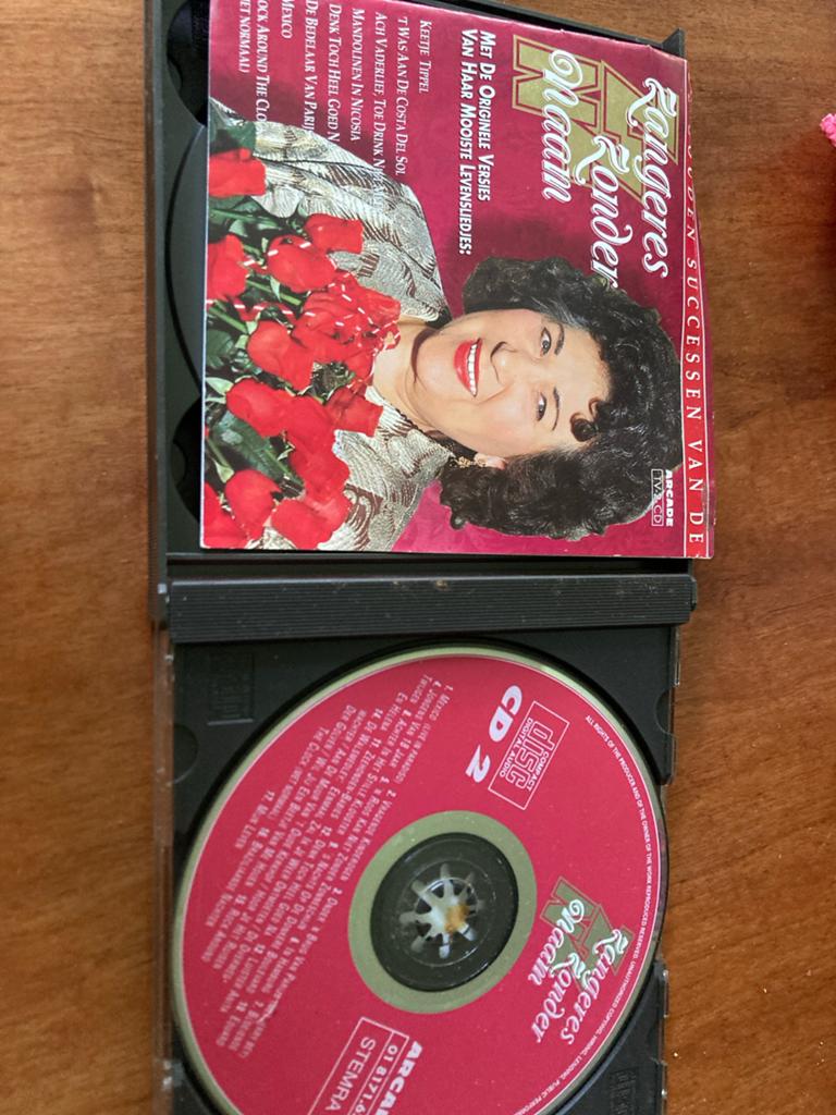Zangeres Zonder Naam - Successen (CD 2), Ophalen of Verzenden, Gebruikt, Levenslied of Smartlap