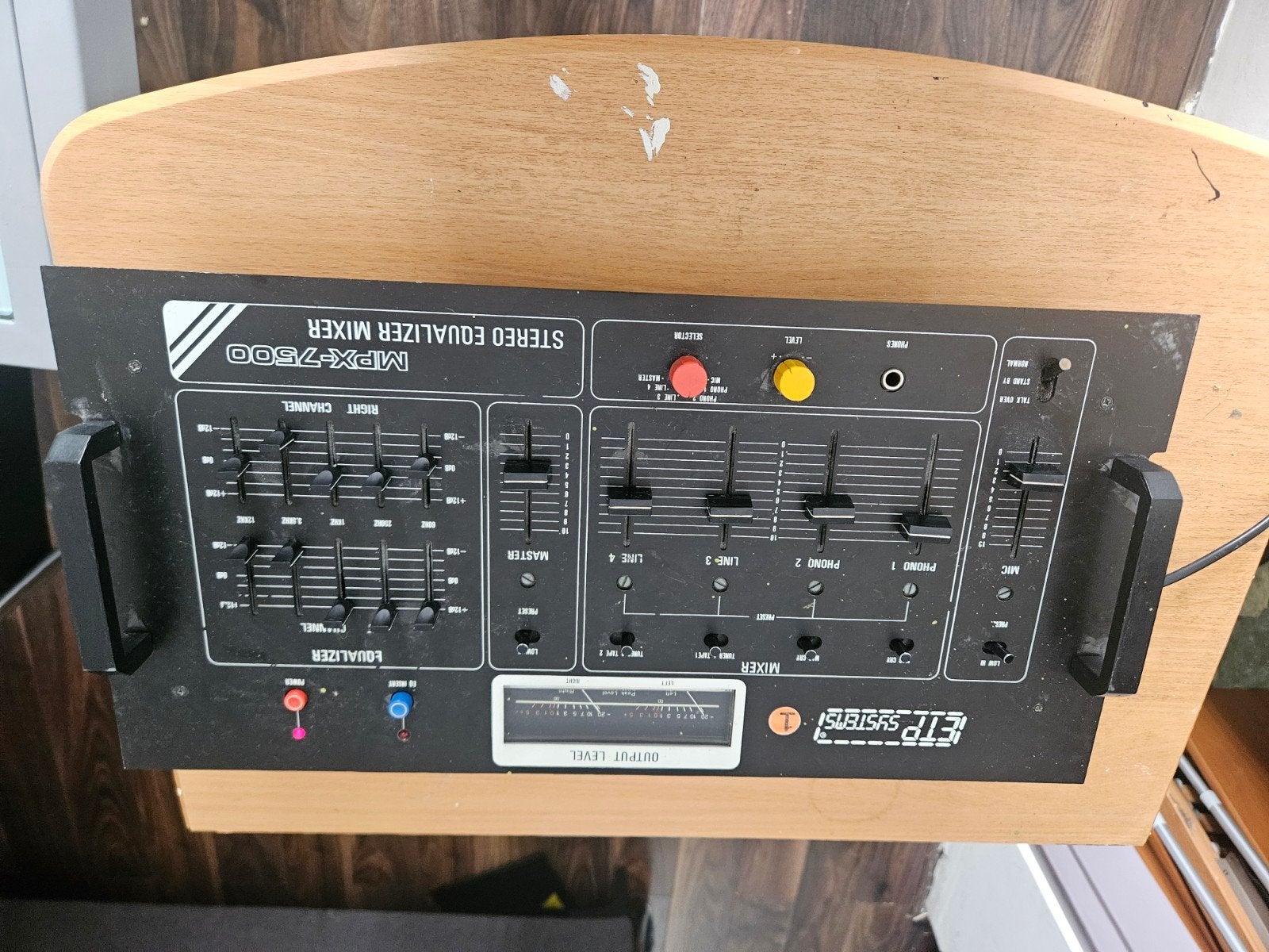 PRIMA WERKENDE MPX 7500 AUDIO STEROE EQUALIER MIXER(  ), Muziek en Instrumenten, Mengpanelen, Ophalen, Gebruikt