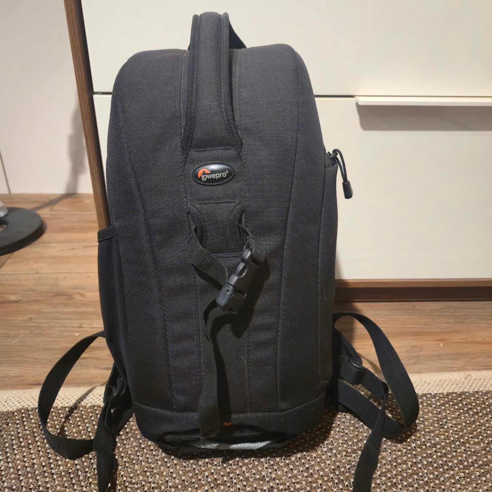Lowepro Flipside 200 AW Cameratas Rugzak Zwart, Rugtas, Zwart, Lowepro, Gebruikt