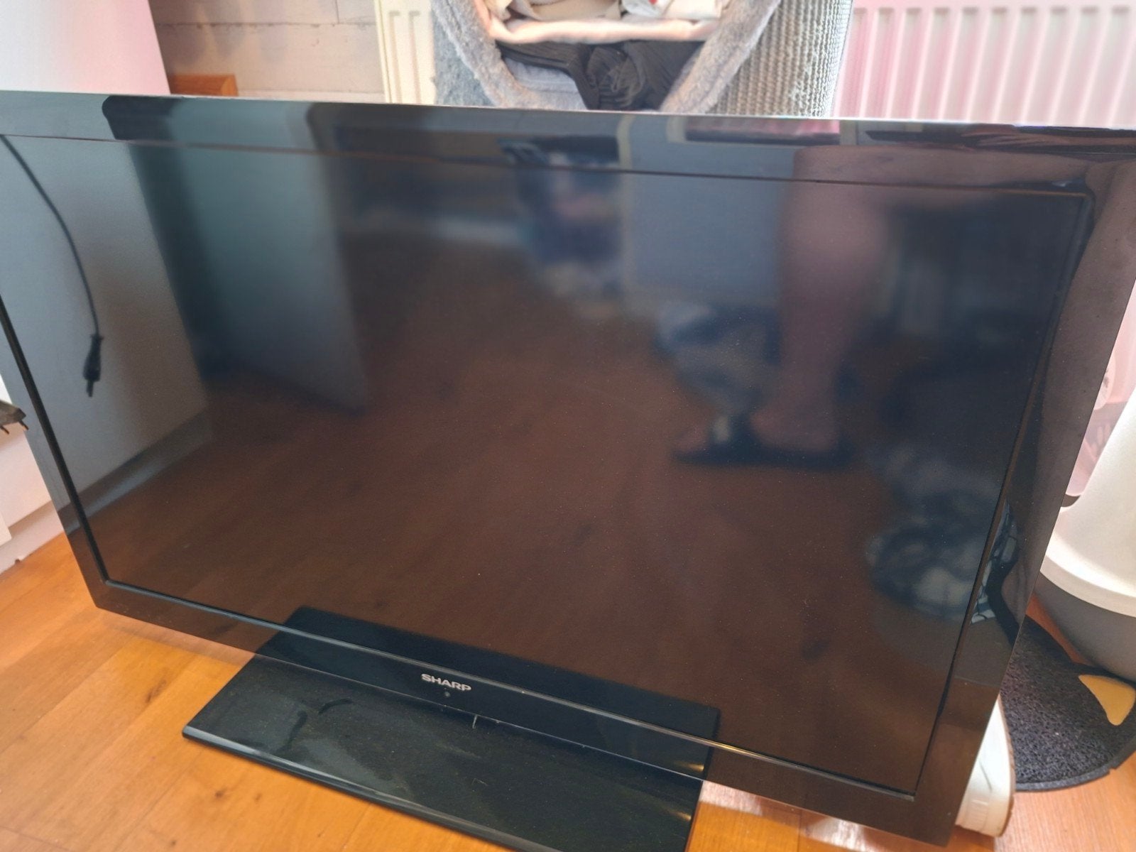 Sharp LCD TV LC-40LE510E - Afstandsbediening geplakt, Ophalen, Gebruikt, 50 Hz, LCD