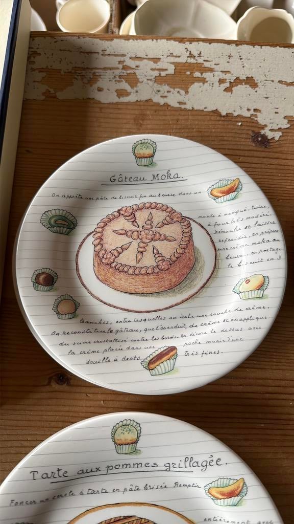 Gien DESSERTS GOURMANDS taartbordjes, Huis en Inrichting, Keuken | Servies, Ophalen of Verzenden, Zo goed als nieuw, Overige stijlen