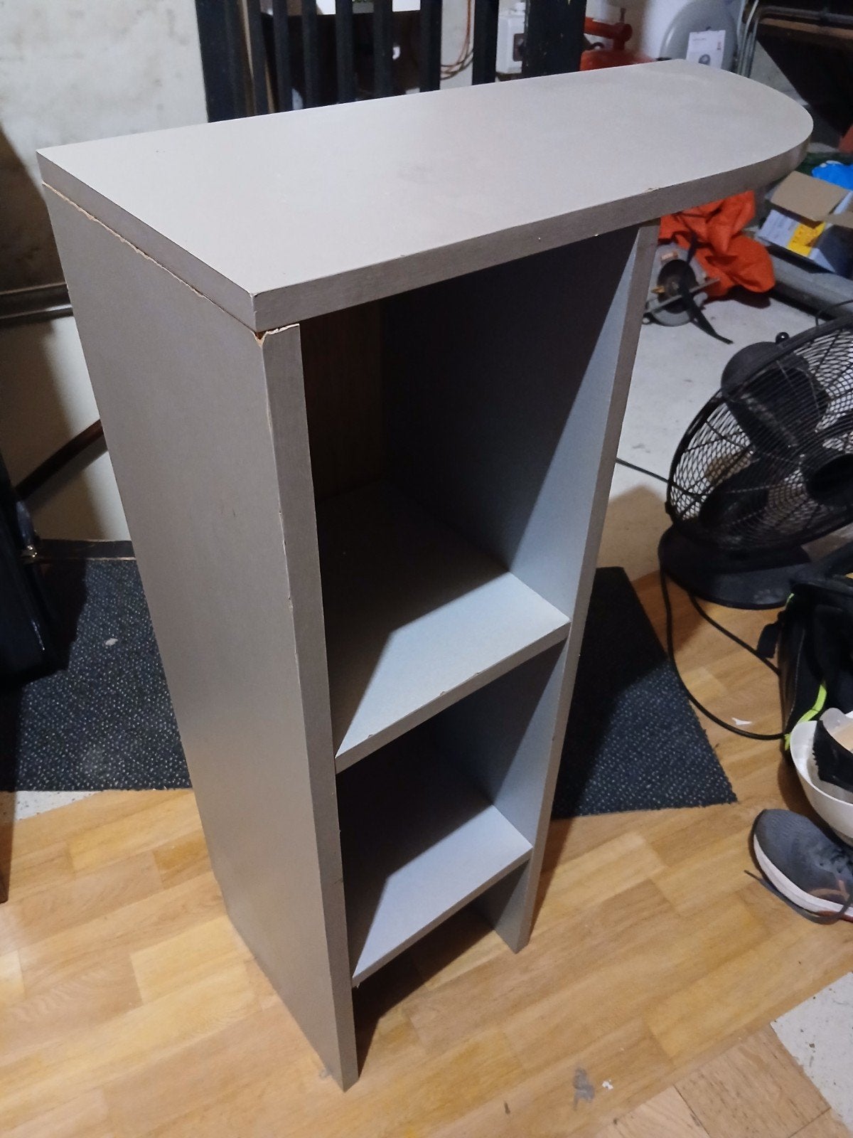 Nachtkastje met boekenplanken - Gebruikt, Ophalen, Gebruikt, Minder dan 45 cm, 70 cm of meer