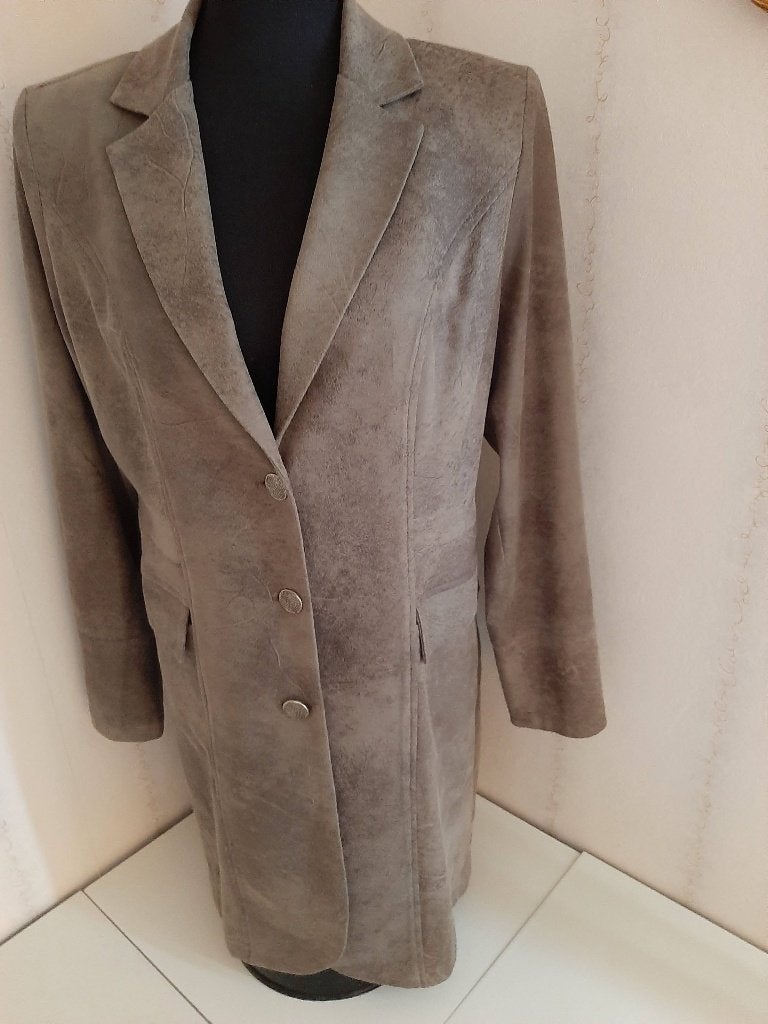 7/8 im. suede blazer(jasje) merk HLENA ART maat XL, Ophalen of Verzenden, Zo goed als nieuw, Helena Hart Amsterdam, Groen