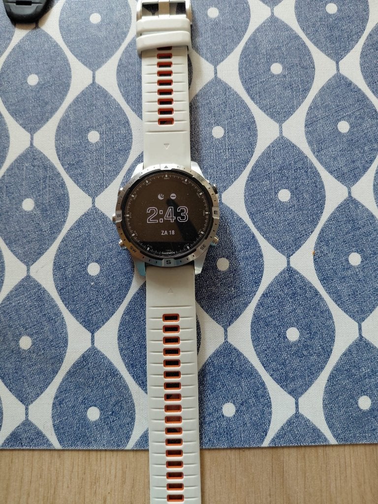 Garmin Marq Adventurer Smartwatch - Luxe GPS Horloge, Ophalen, Hoogte, Garmin, Zo goed als nieuw