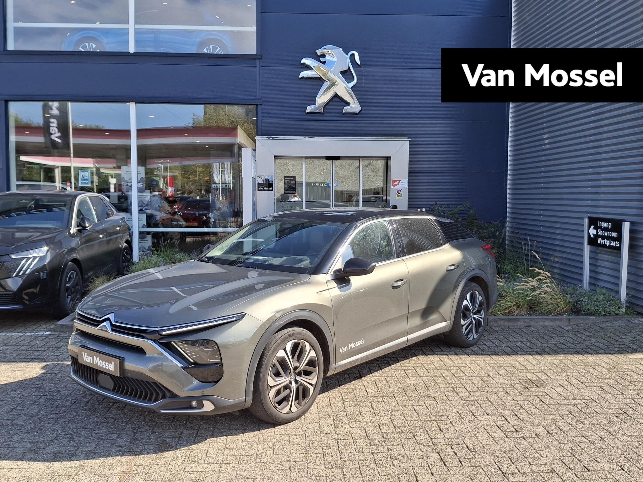 Citroen C5 X 1.2 PureTech Business Plus, Gebruikt, Euro 6, 1199 cc, 1393 kg