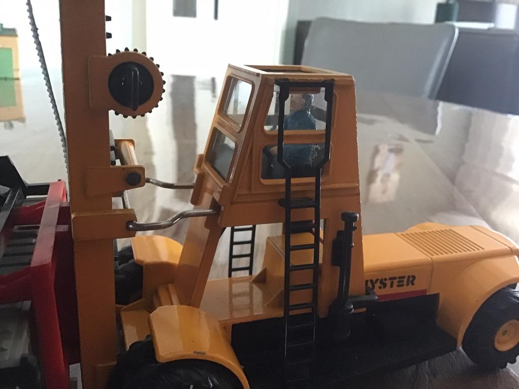 Kraan met container bieden, Ophalen of Verzenden, Zo goed als nieuw, Bus of Vrachtwagen, Wsi