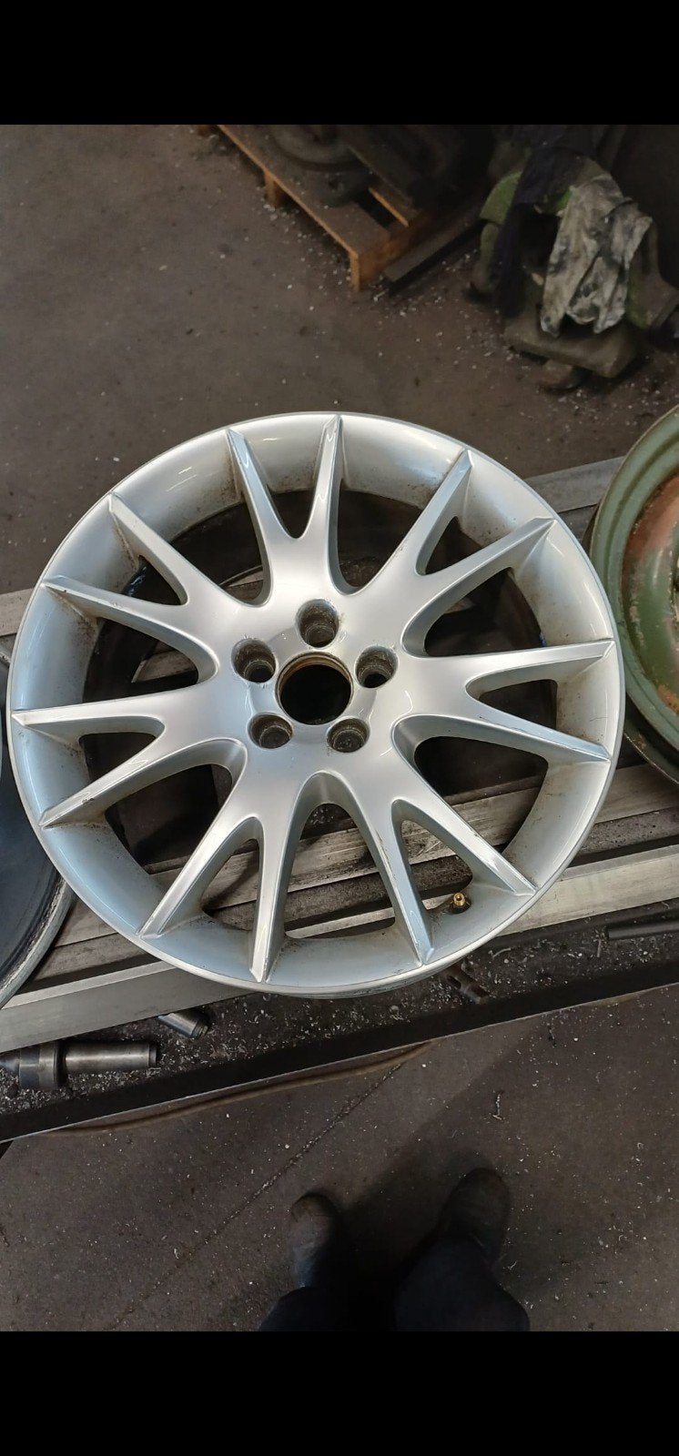 4x Mirzam velgen te koop volvo, Ophalen, 18 inch, 235 mm, Band(en)