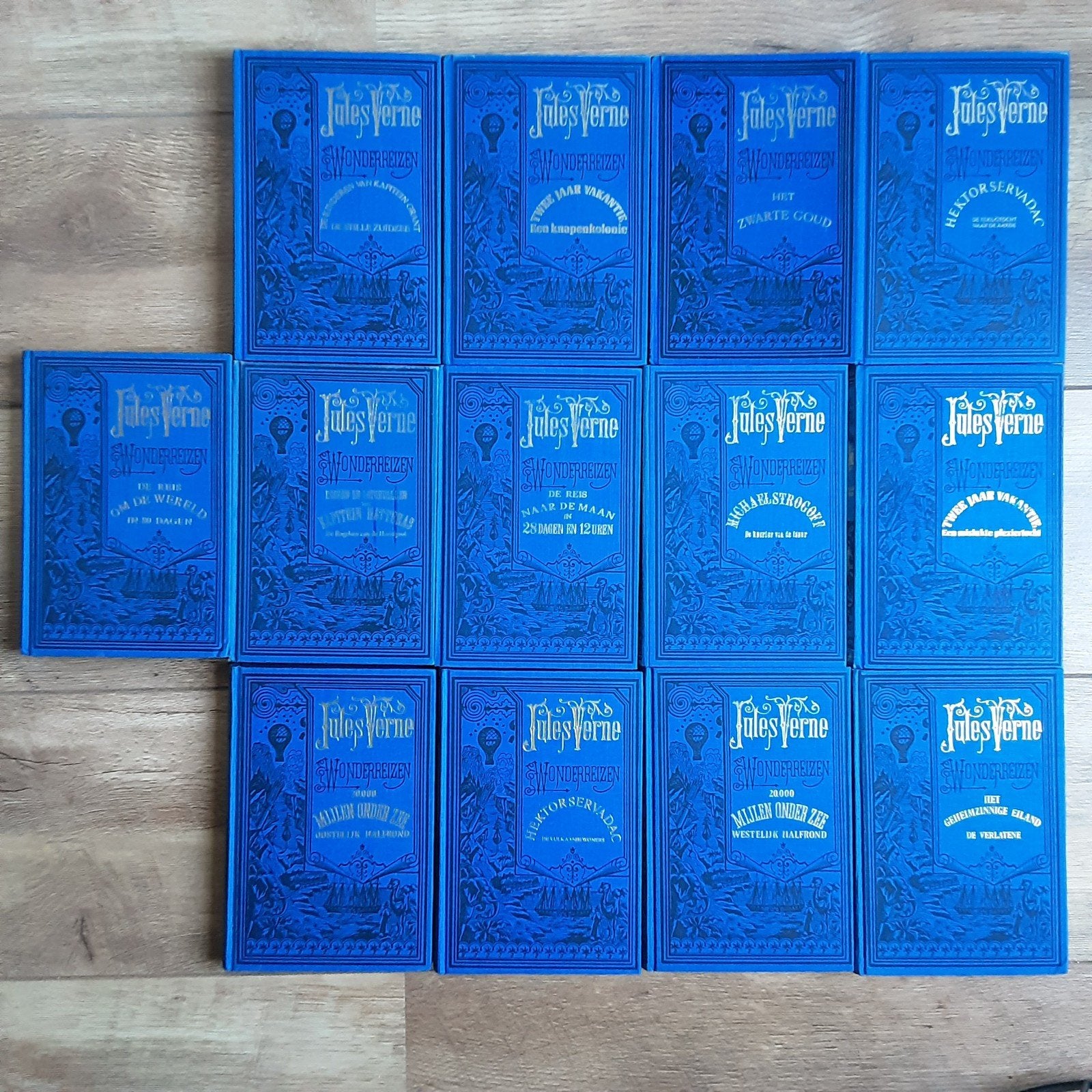 Jules Verne Collectie: 13 Gebonden Boeken in Blauw, set 25,-, Ophalen, Gelezen, Jules Verne