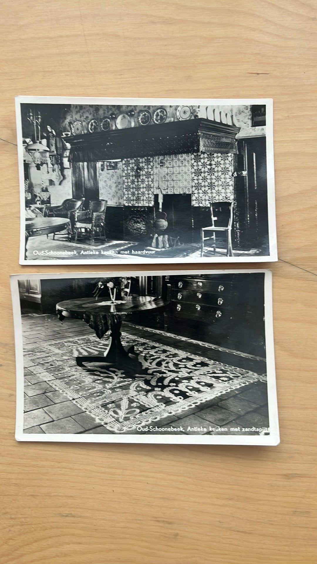 Oud-Schoonebeek, antieke keuken met zandtapijt., Ophalen of Verzenden, 1940 tot 1960, Ongelopen, Drenthe