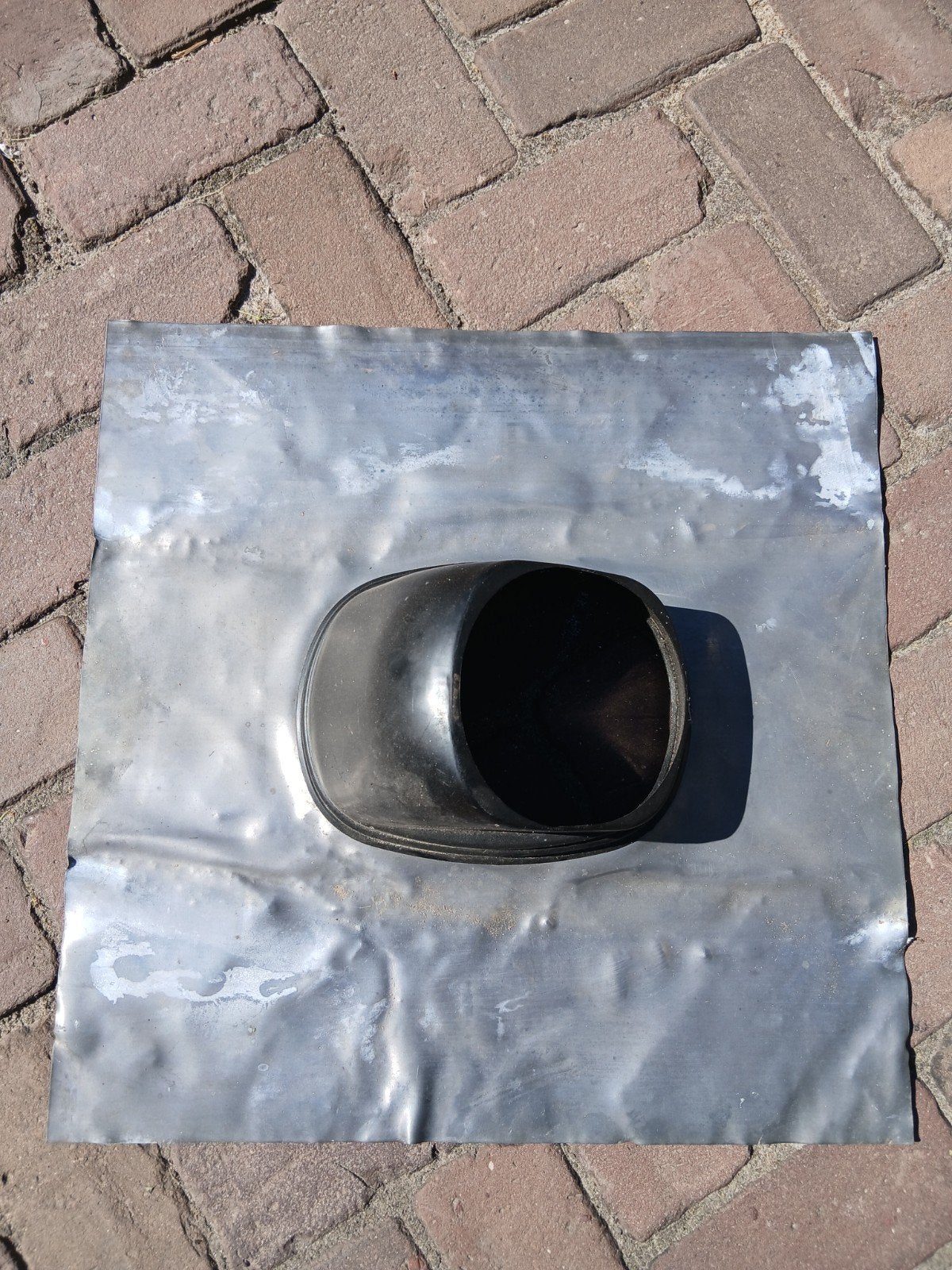 Loodslab met ontluchting voor dakdoorvoer, Ophalen, Gebruikt, Overige typen, Minder dan 5 m²