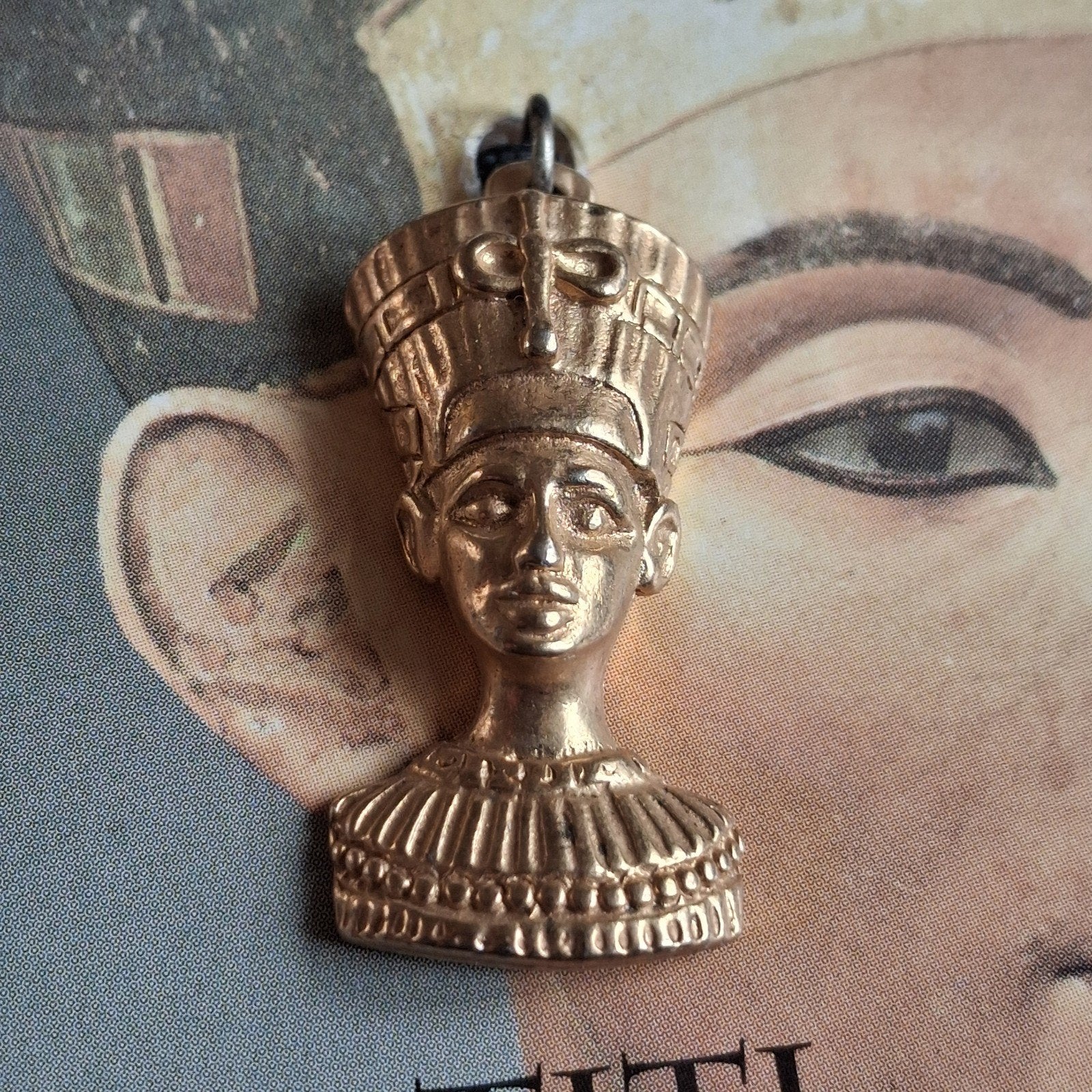 Nieuwe Egyptische Hanger met Koord: Nefertiti, Ophalen of Verzenden, Zilver, Overige materialen
