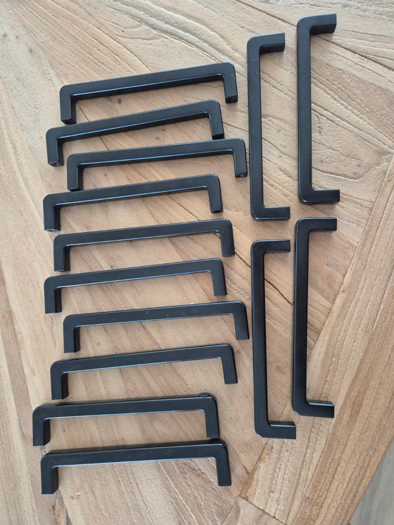 Furnipart mat zwat keuken handgrepen kast set 14x 16cm, Zwart, Ophalen of Verzenden, Zo goed als nieuw, Minder dan 100 cm