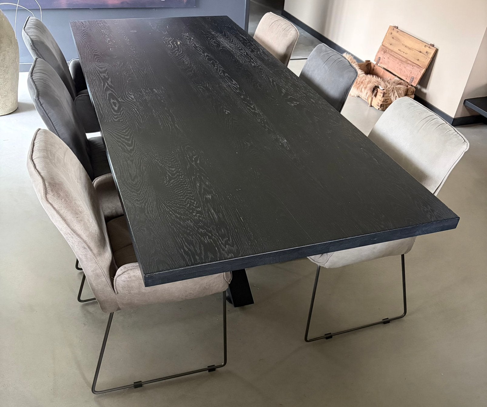 Mooie eettafel met metalen onderstel. 6 stoelen, Ophalen, Gebruikt, 200 cm of meer, 50 tot 100 cm