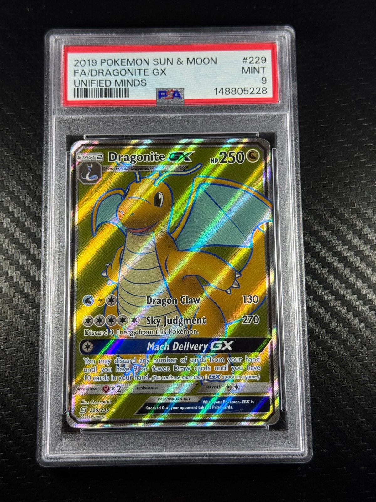 Dragonite GX | PSA 9 | Colorless | Holo | 2019 | #229/236, Ophalen of Verzenden, Zo goed als nieuw