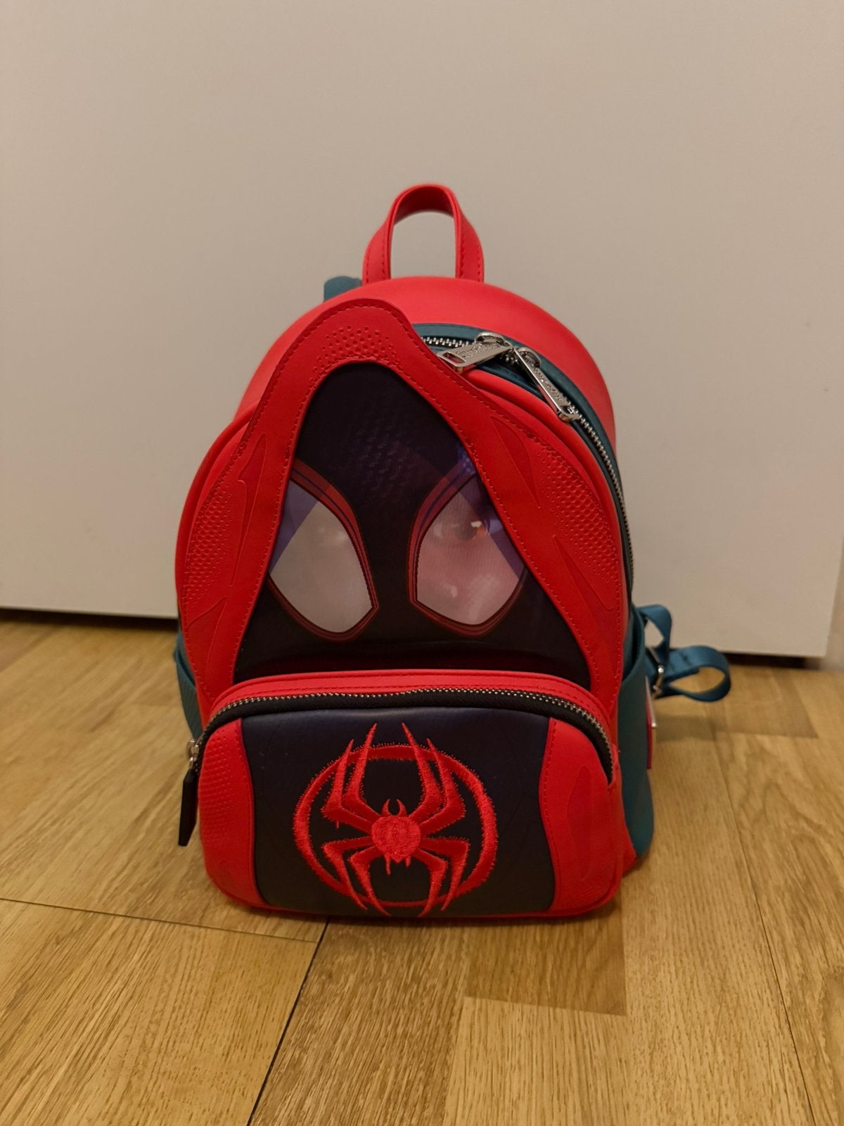 Loungefly Spiderman Miles Morales Lenticular, Sieraden, Tassen en Uiterlijk, Tassen | Rugtassen, Minder dan 30 cm, Disney of Dora