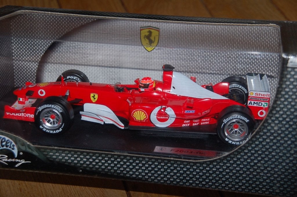 1:18 FERRARI F1 F2003GA Schumacher Hotwheels WRH, Verzenden, Zo goed als nieuw, Auto, Hot Wheels