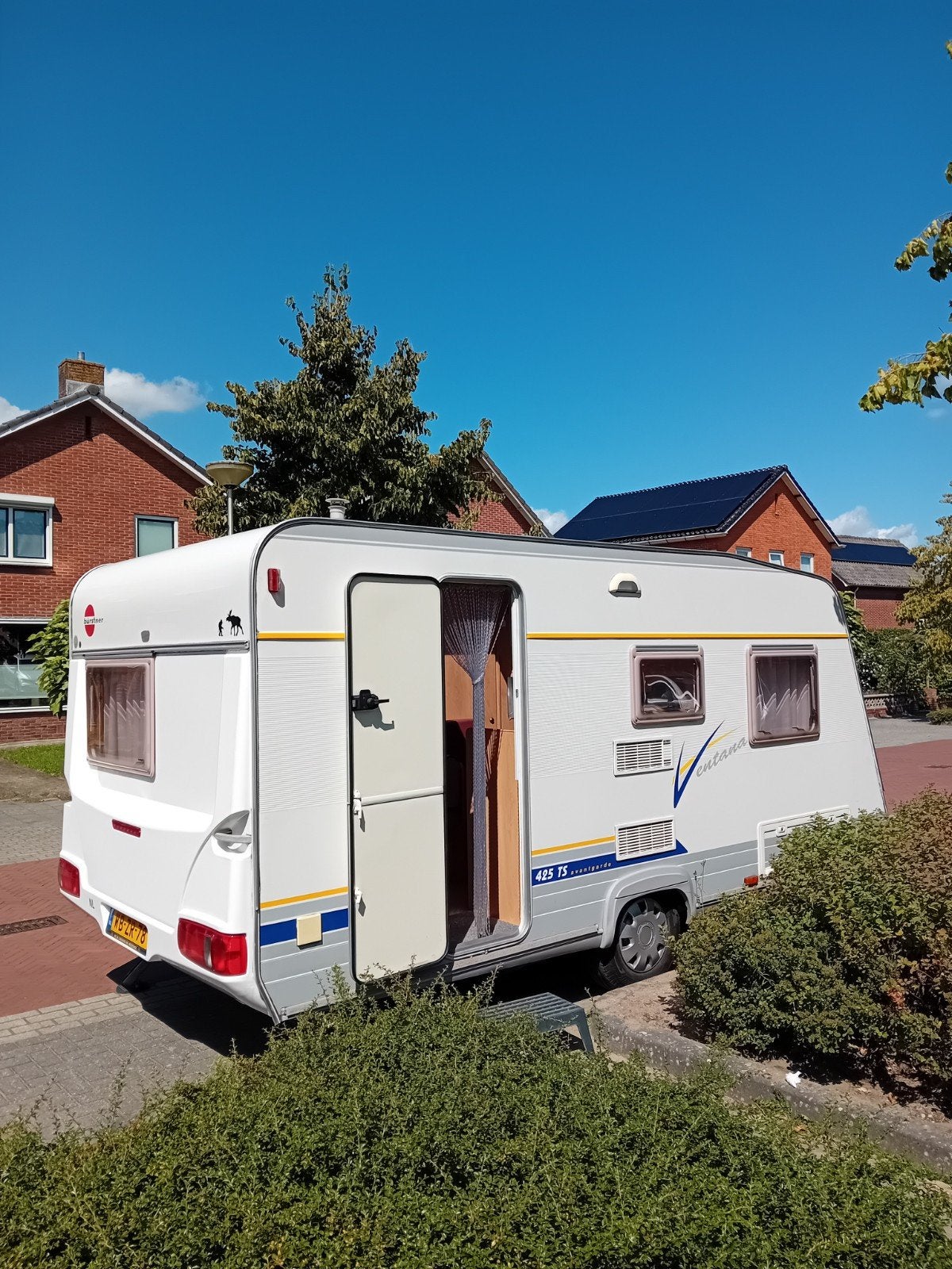 Burstner Ventana 425TS Avantgarde, Caravans en Kamperen, Caravans, Vast bed, Treinzit, 750 - 1000 kg, Particulier