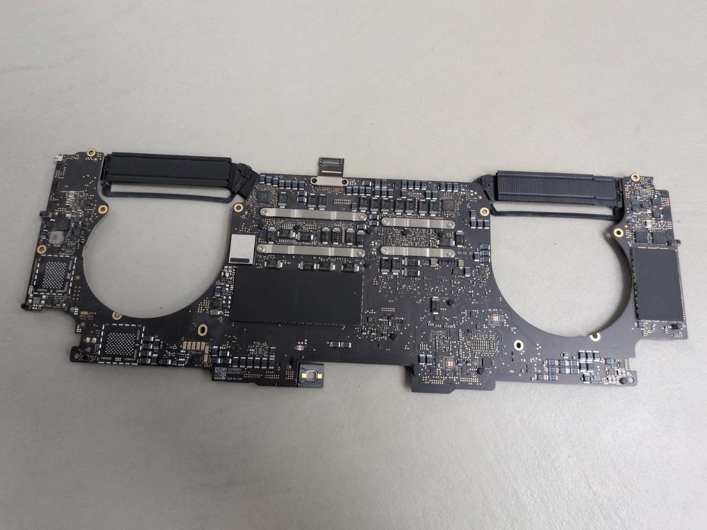 Macbook pro A1990 moederbord - defect, Computers en Software, Moederborden, Ophalen of Verzenden, Niet werkend, Intel, DDR3
