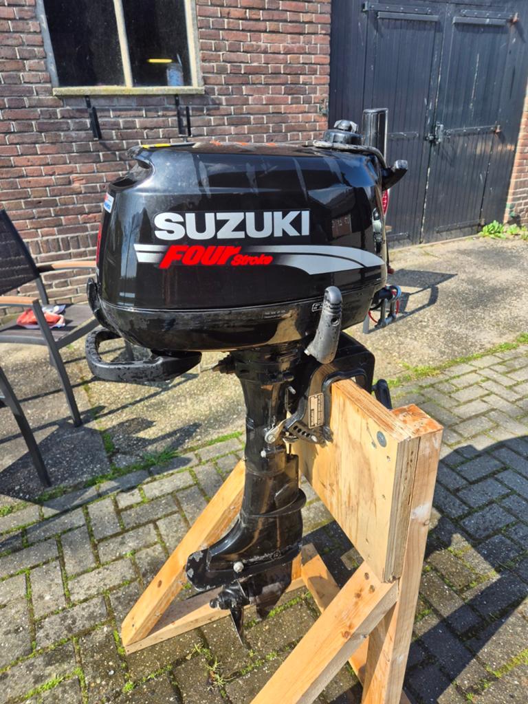 Suzuki 6 pk 4takt kortstaart buitenboordmotor, Ophalen, Gebruikt, Motor en Techniek, Motorboot