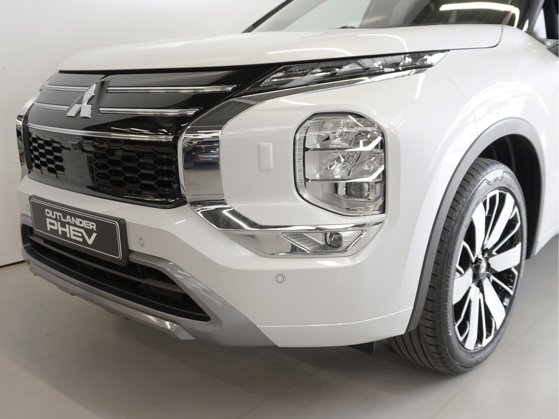 Mitsubishi Outlander 2.4 PHEV Instyle | Actieprijs | Uit voo, Auto's, Automaat, 136 pk, Outlander, Zwart
