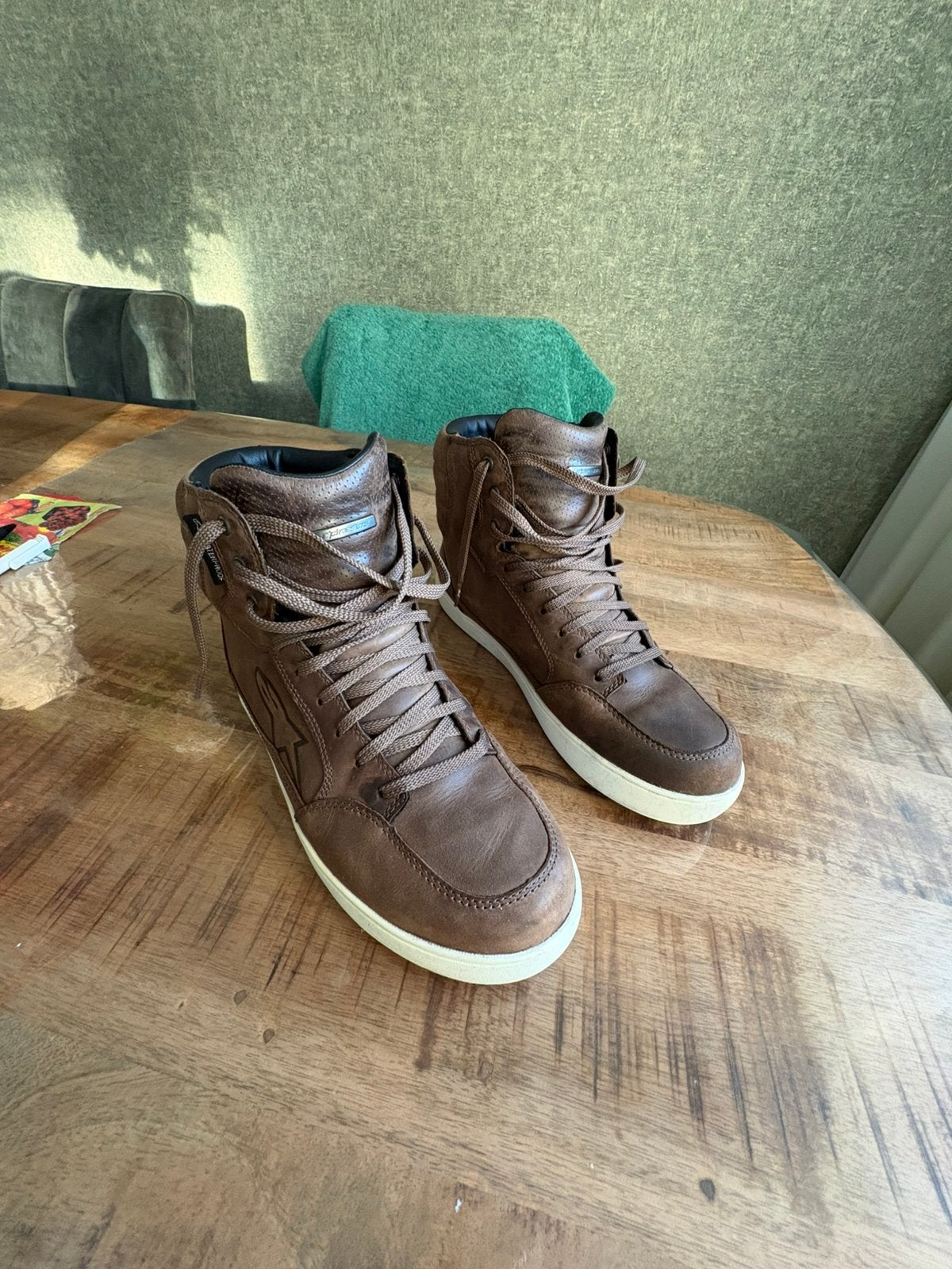 Motorschoenen Sneaker merk ALPINESTARS maat 43 J6 waterdicht, Ophalen, Zo goed als nieuw