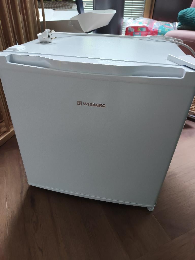Mini Koelkast 46L Wisberg, Ophalen, Minder dan 85 cm, 45 tot 60 cm, Met vriesvak