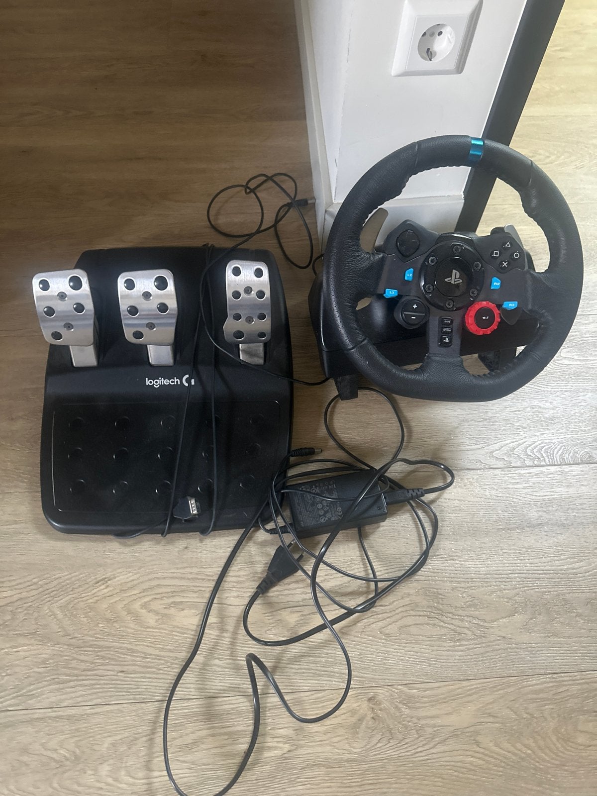 Logitech G29 racestuur met pedalen voor PlayStation/PC, Ophalen, Racestuur, Force feedback, PlayStation