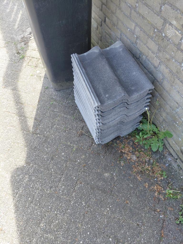 Gratis dakpannen, Ophalen, Steen of Klei, 15 m² of meer, Dakpannen
