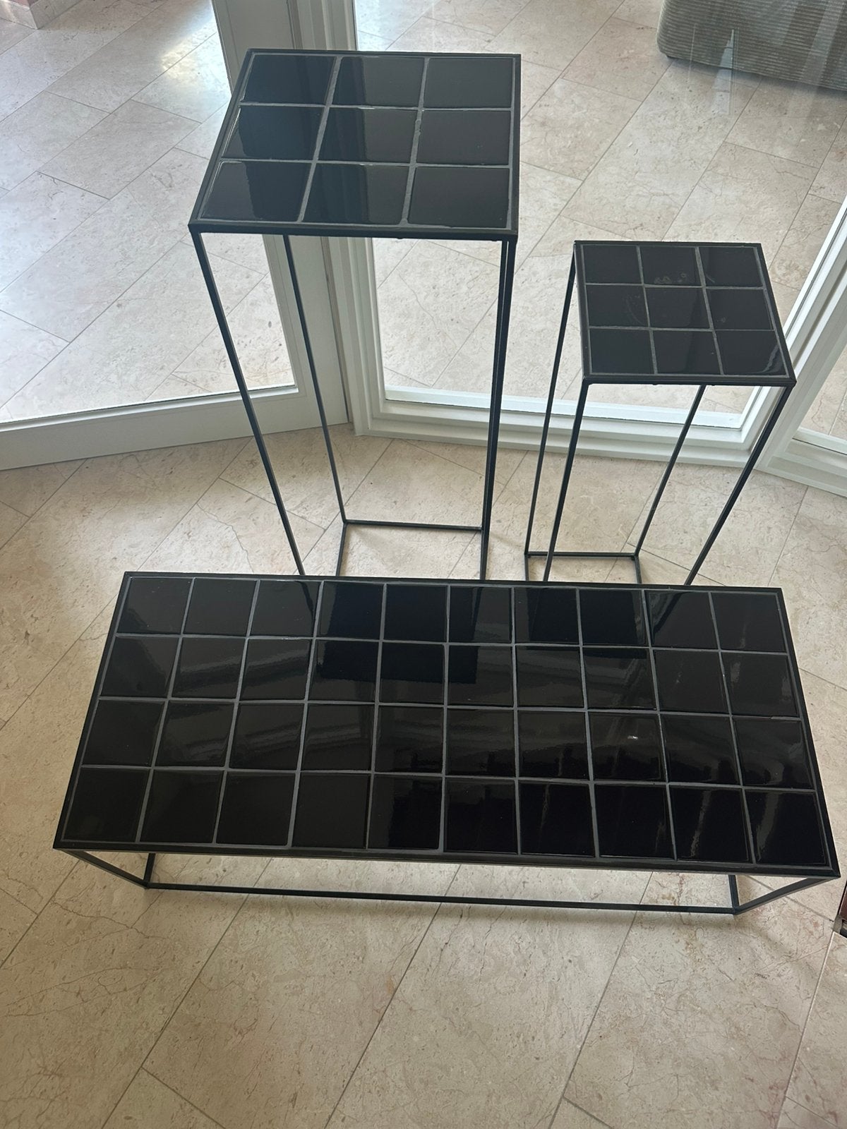 Tafel met 2 hoge tafeltjes, Ophalen, Zo goed als nieuw, Rechthoekig, 50 tot 100 cm