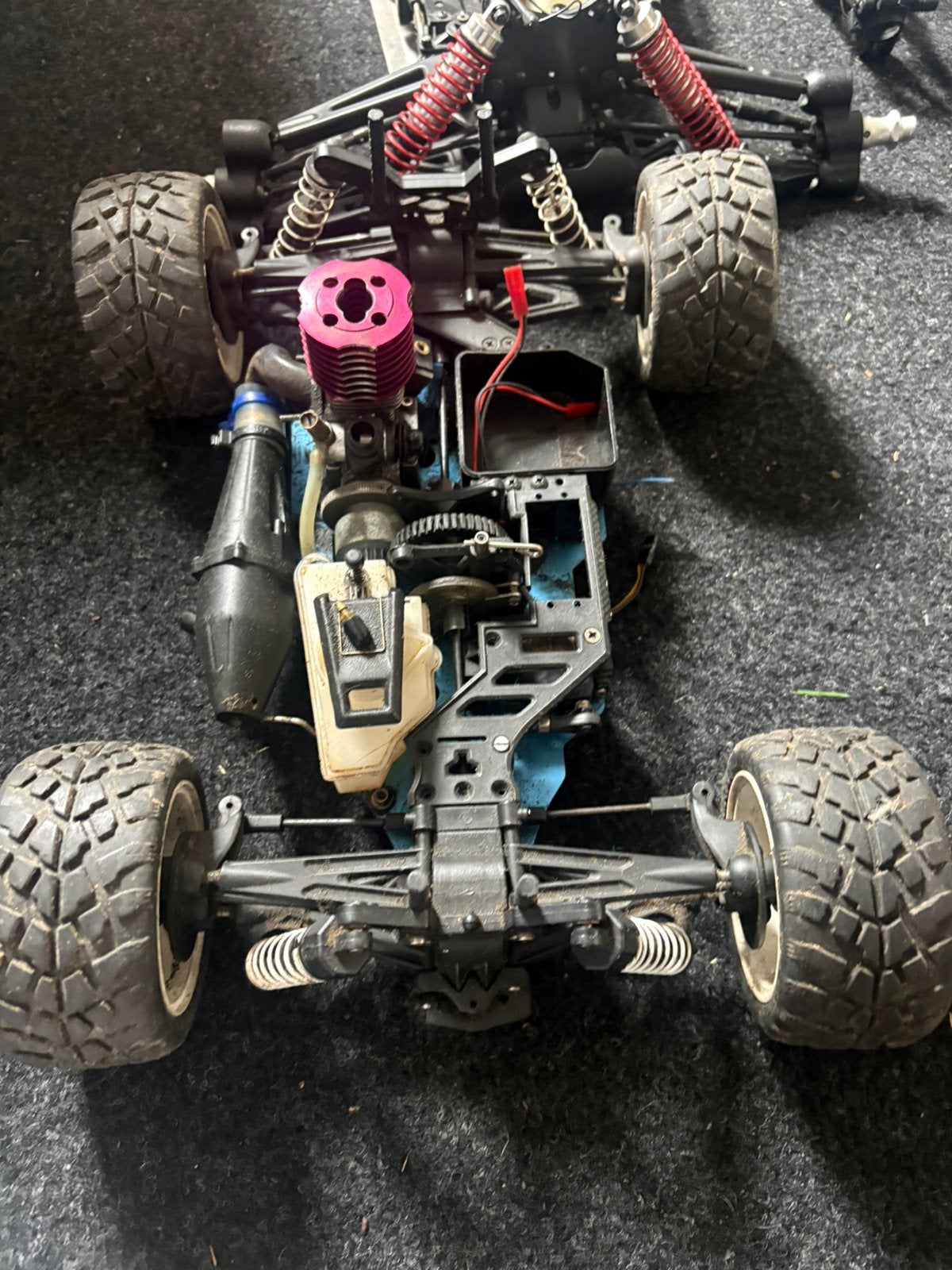Rc auto’s en onderedelen, Hobby en Vrije tijd, Modelbouw | Radiografisch | Auto's, Ophalen of Verzenden, Zo goed als nieuw, Overige schalen
