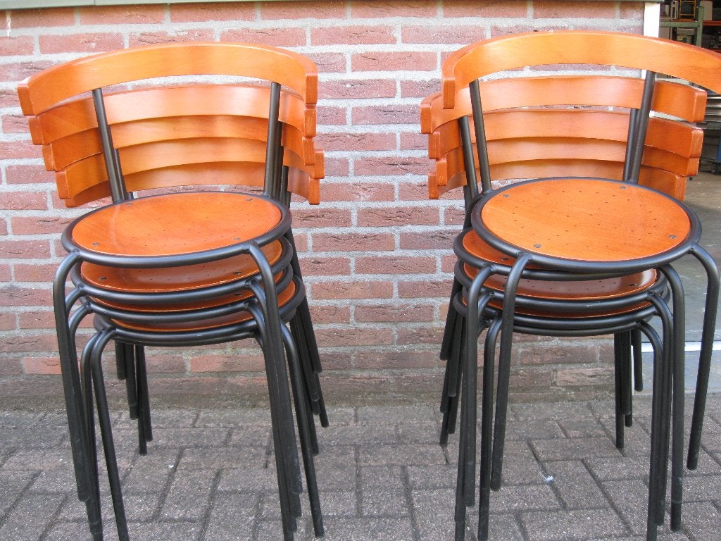Stoelen 10 stuks/ stapelbaar/ zithoogte 45 cm., Ophalen, Gebruikt, Bruin, Vijf, Zes of meer stoelen