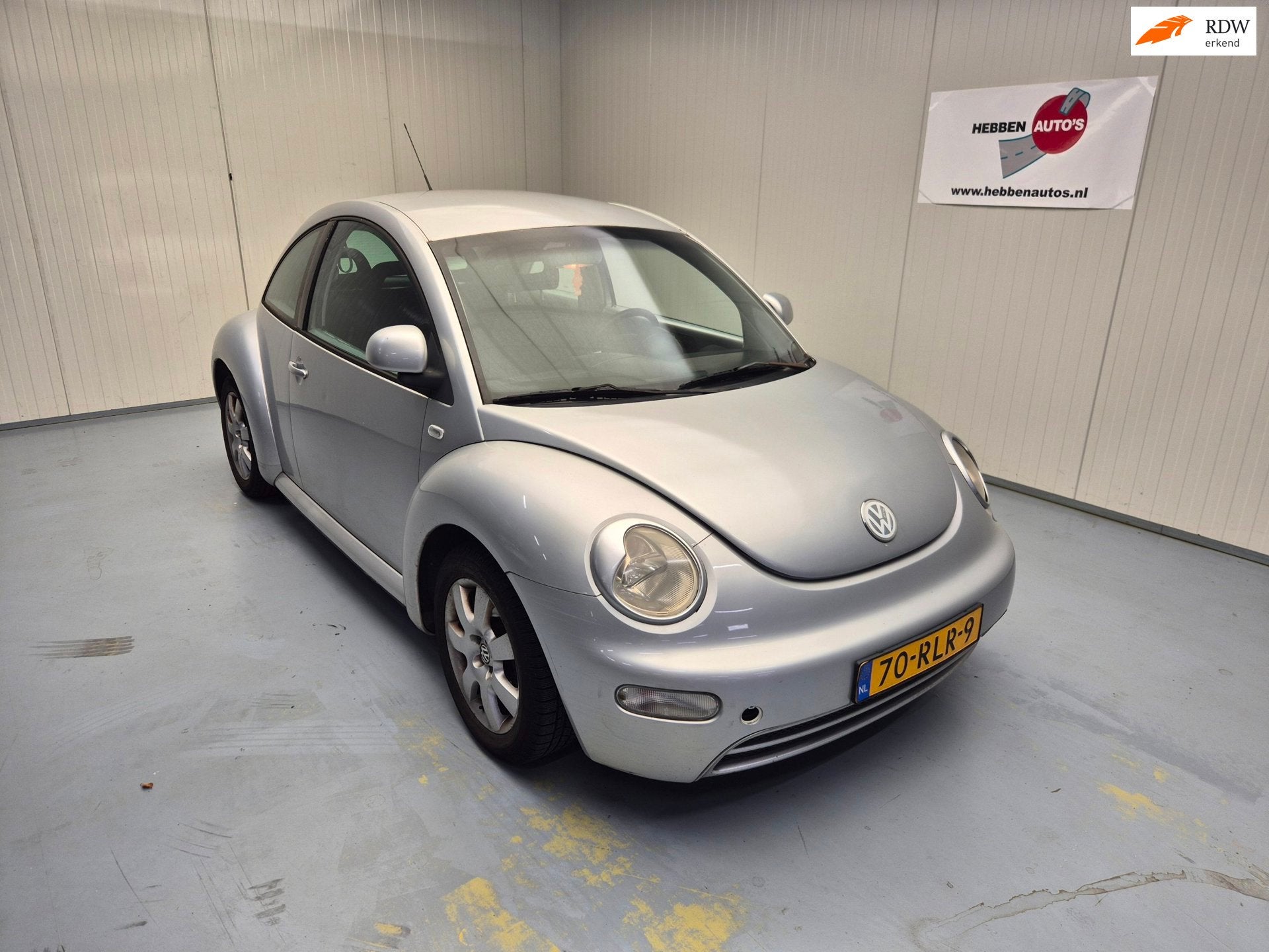 Volkswagen New Beetle 2.0 Highline Airco Alu Velgen, Gebruikt, 4 cilinders, 1984 cc, 4 stoelen