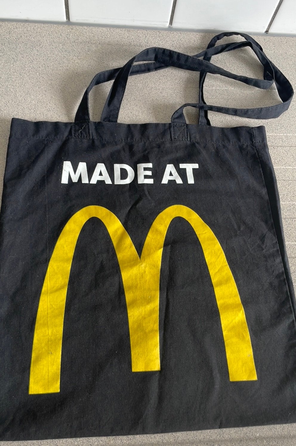 McDonalds schoudertas Made at Mac, Verzamelen, Ophalen of Verzenden, Zo goed als nieuw