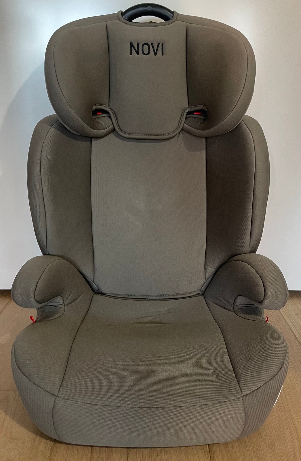 Novi autostoel, Autogordel, 15 t/m 36 kg, Zo goed als nieuw, Verstelbare rugleuning