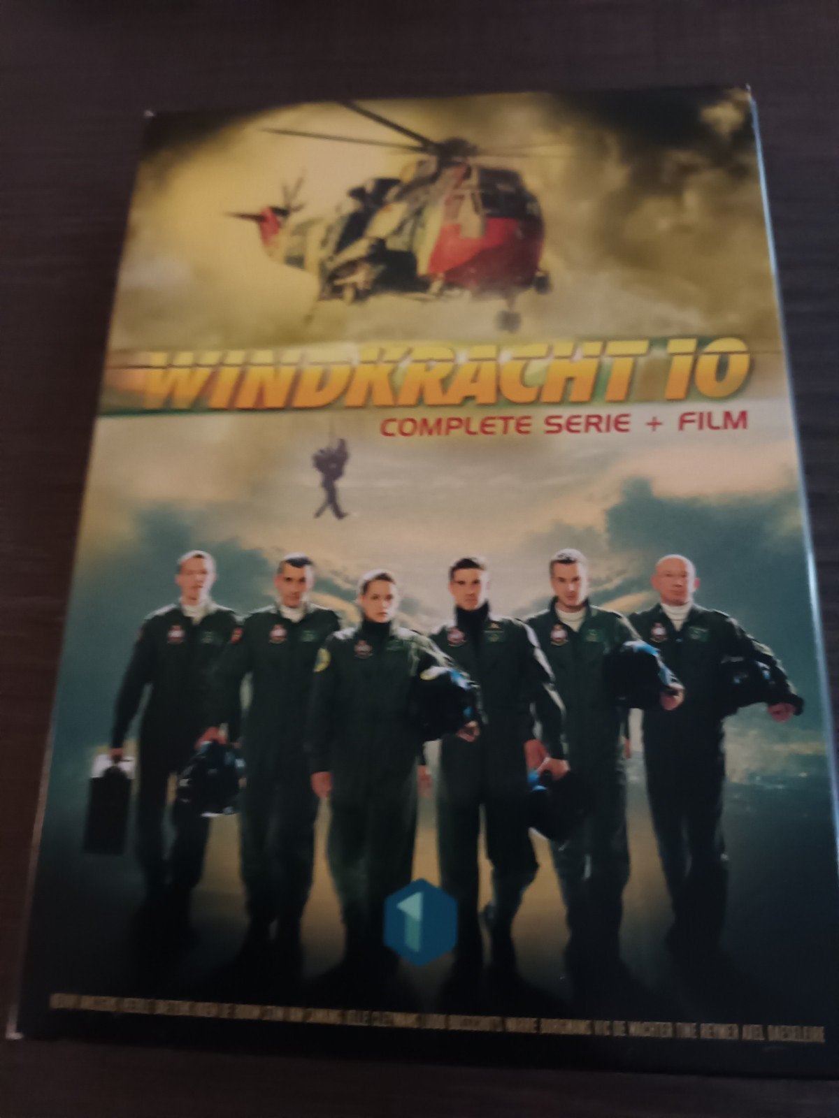Dvd box Windkracht 10 complete 2 seizoenen + de film, Cd's en Dvd's, Verzenden, Zo goed als nieuw