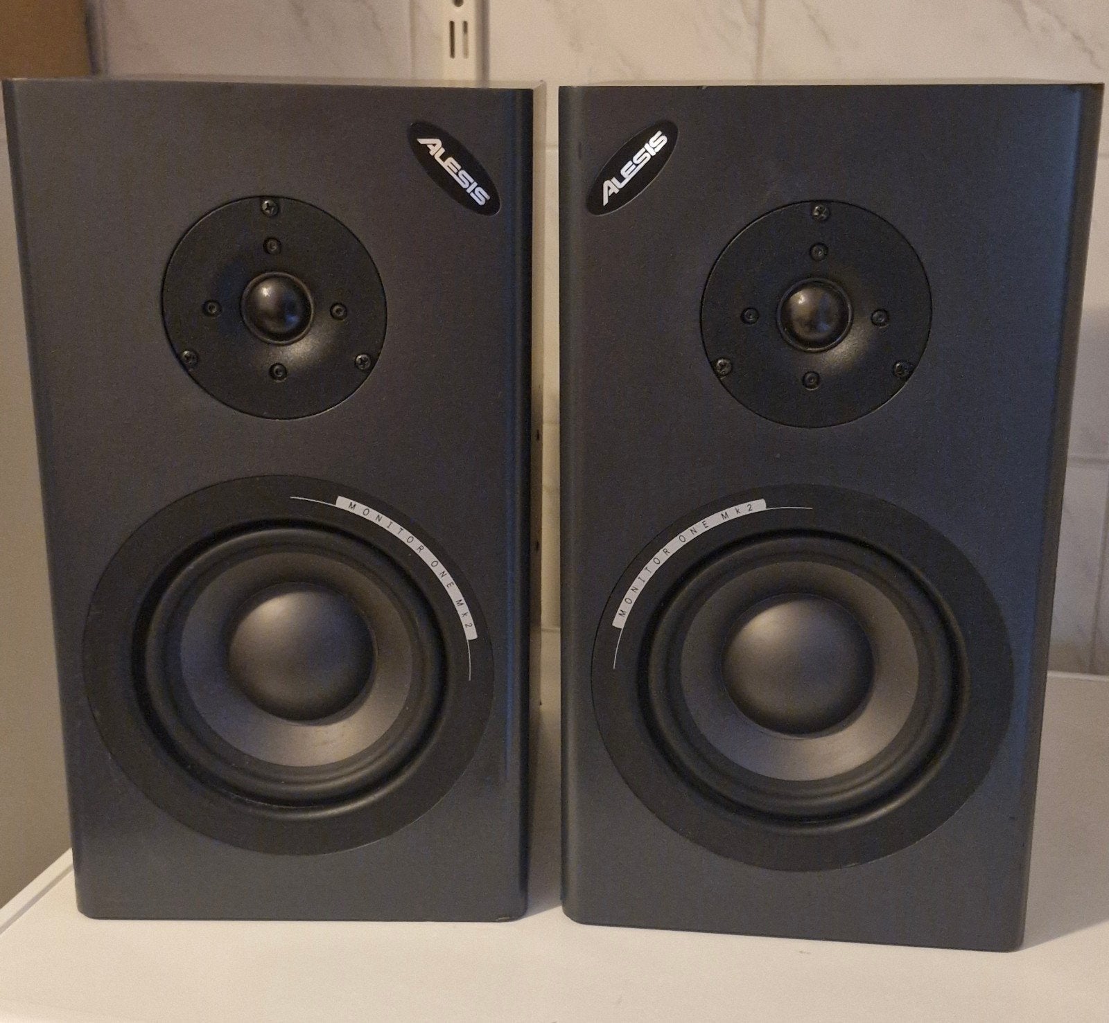 Alesis Monitor One MK2, Ophalen of Verzenden