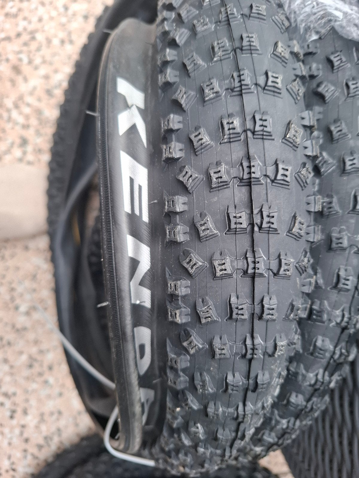 NIEUW 29 x 2.2 Mountainbike banden + Binnenbanden 15,00, Ophalen of Verzenden, Nieuw, Band, Kenda