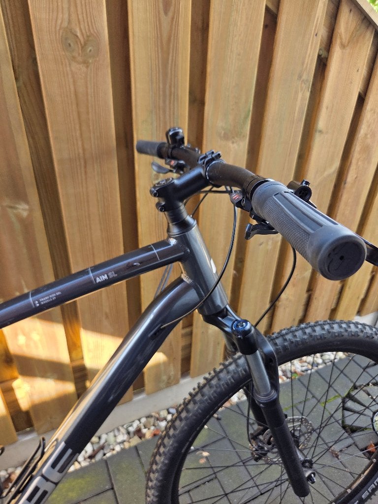 Foto 5 van Cube Aim Race mountainbike - Zo goed als nieuw