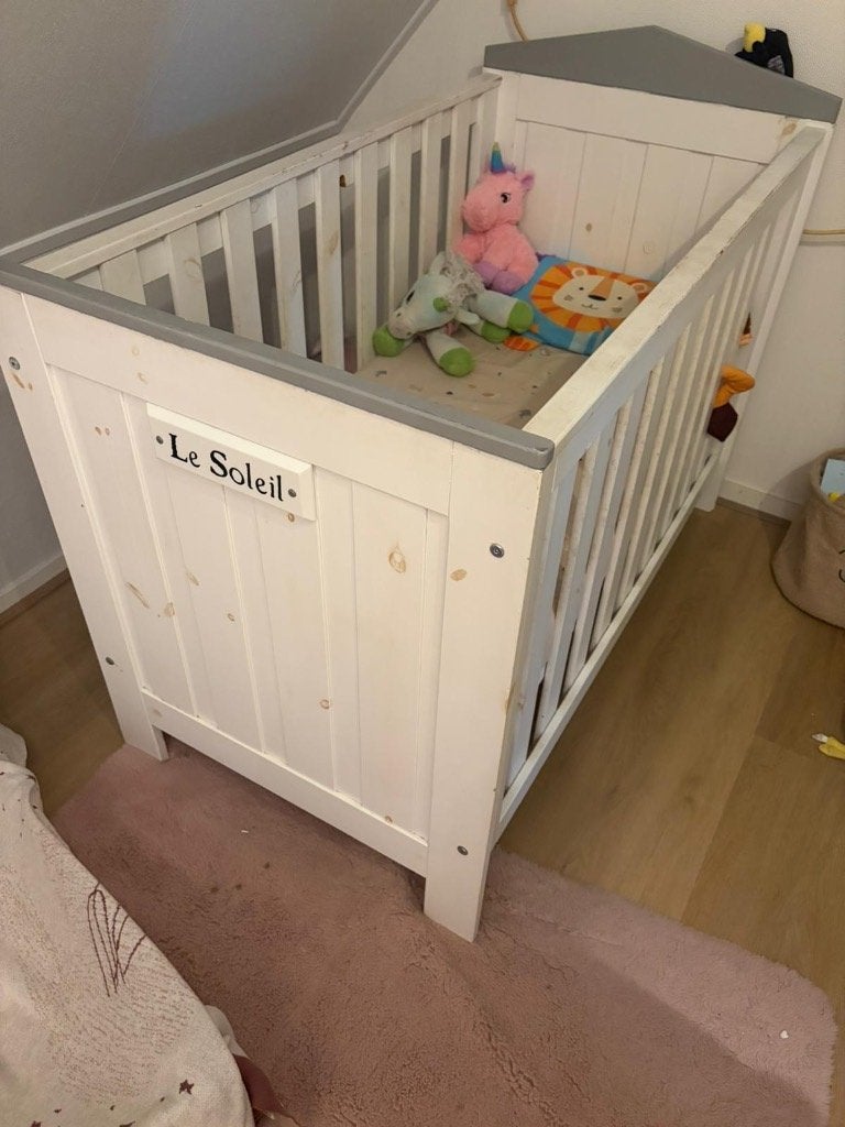 Ledikant en kast, Kinderen en Baby's, Ophalen, Gebruikt, Kast, 50 tot 70 cm
