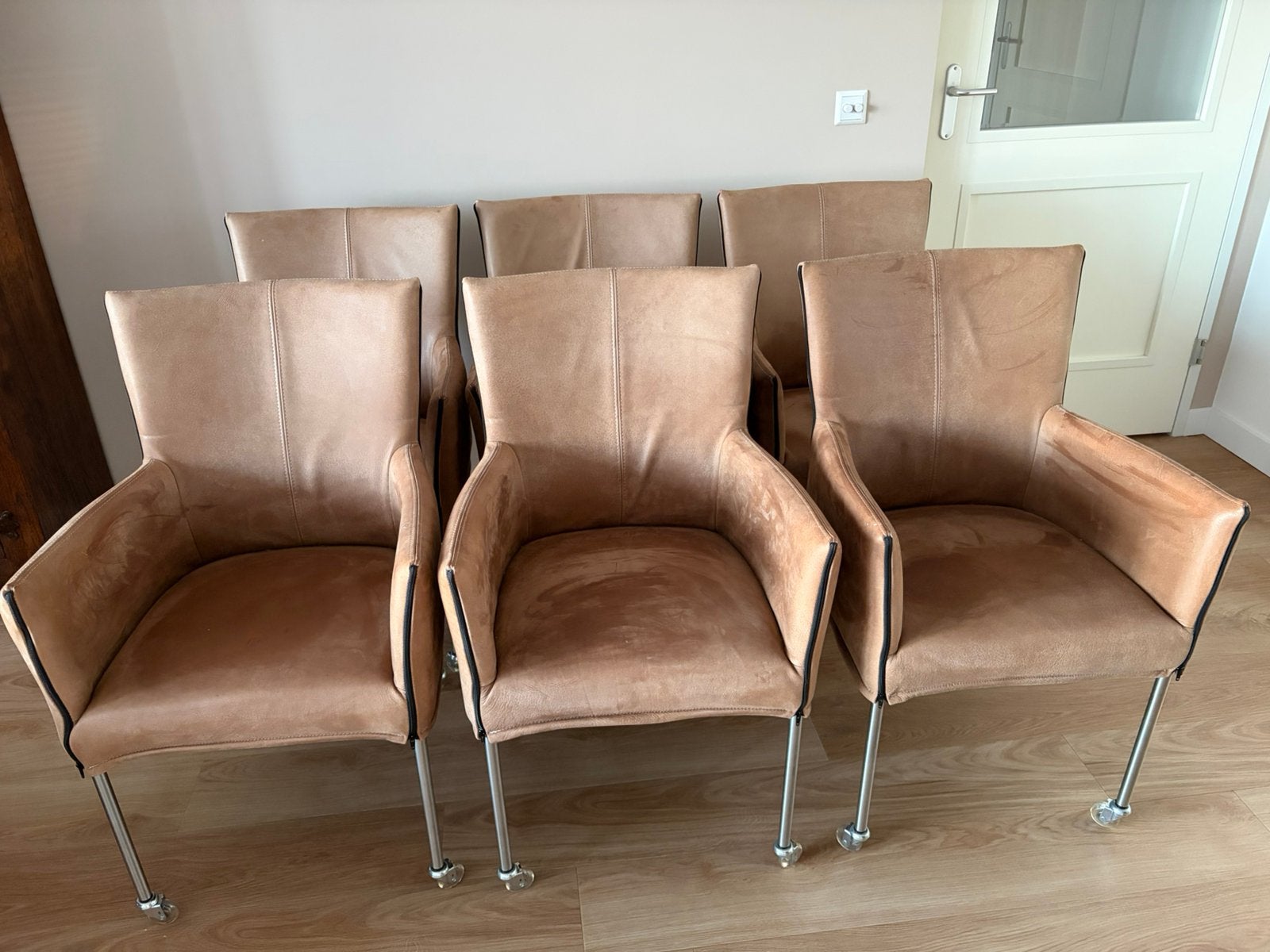 6 eetkamer stoelen met armleuning, Ophalen, Gebruikt, Bruin, Leer