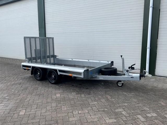 Jong gebruikte vlemmix machinetransporter 2025 300x150, Ophalen, Zo goed als nieuw
