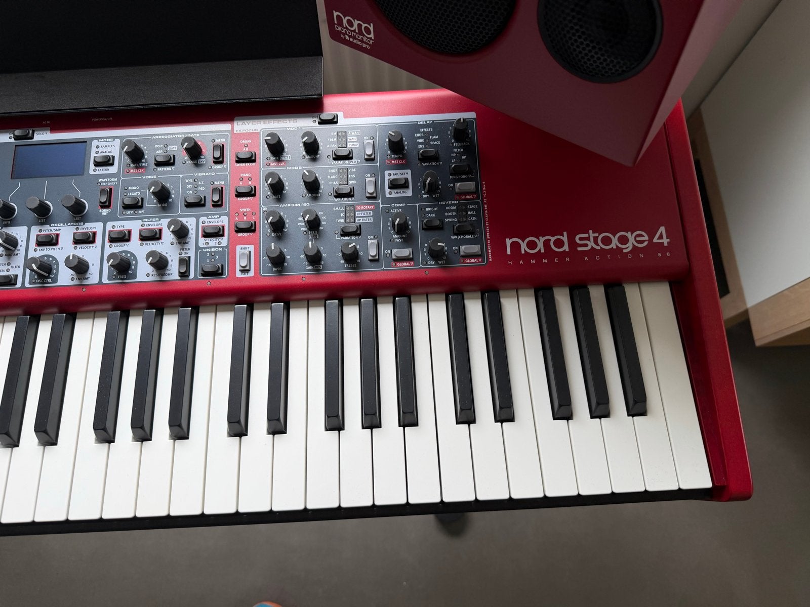 Clavia Nord Stage 4 88 Keyboard (Als nieuw), Muziek en Instrumenten, 88 toetsen, Zo goed als nieuw, Aanslaggevoelig, Ophalen
