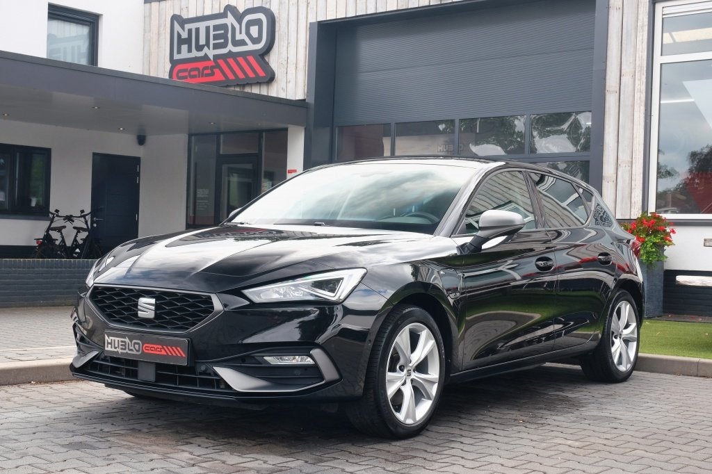 SEAT Leon 1.4 TSI eHy. PHEV FR Carplay (bj 2021, automaat), Auto's, Automaat, Stof, Gebruikt, Zwart