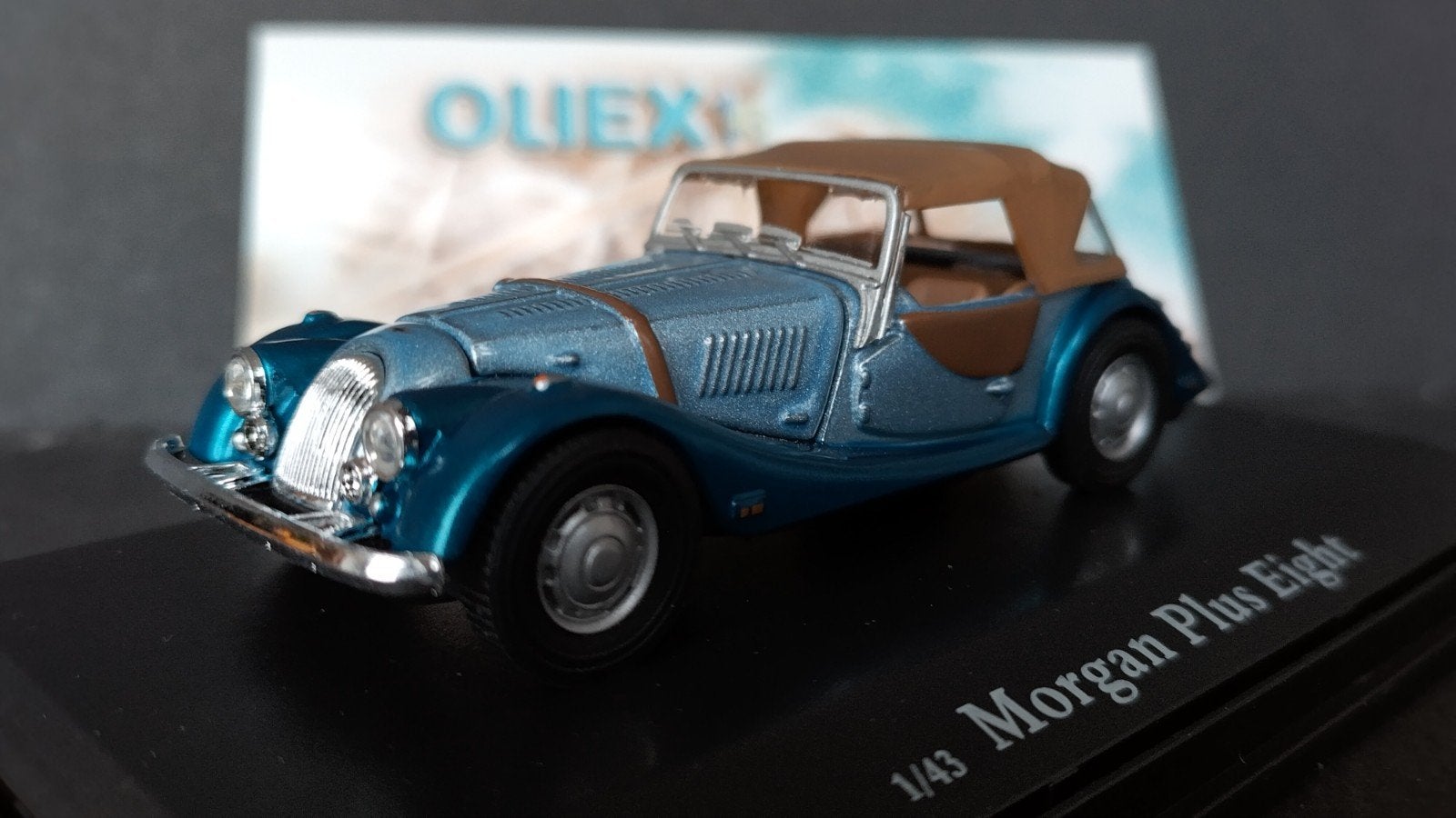 Morgan Plus 8 1:43 Oliex Cararama Pol, Hobby en Vrije tijd, Modelauto's | 1:43, Overige merken, Auto, Verzenden, .