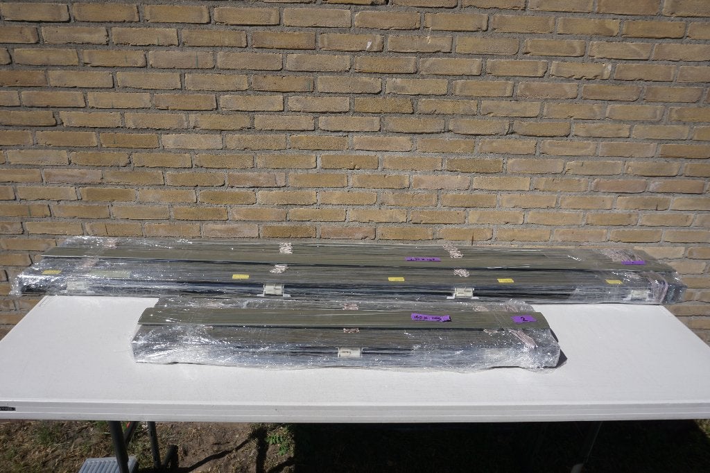 Prachtige Groene Taupe Jaloezieën Jaloezie | Diverse maten, Huis en Inrichting, Stoffering | Gordijnen en Lamellen, Ophalen, 100 tot 150 cm