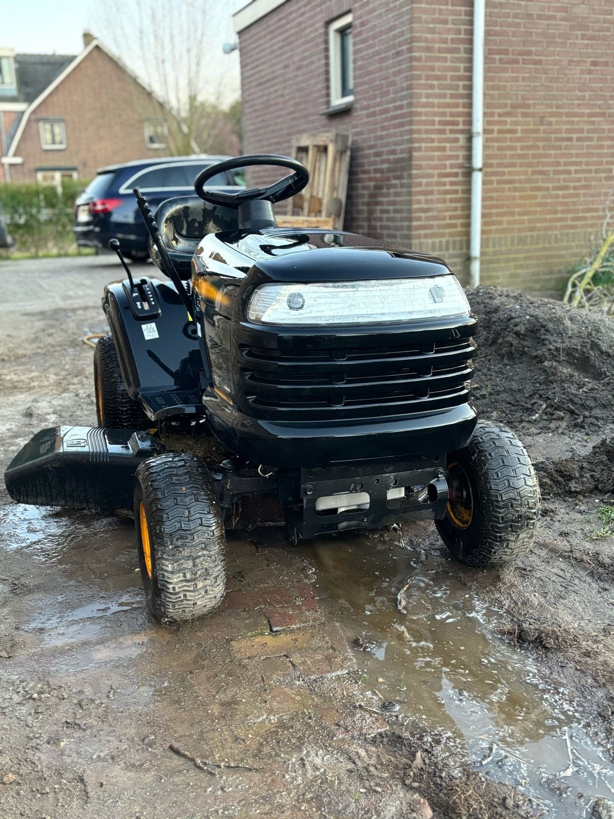 Partner P12597 Zitmaaier - Krachtige Benzine Grasmaaier, Tuin en Terras, Grasmaaiers, Ophalen, Cirkelmaaier, Gebruikt, Opvangbak