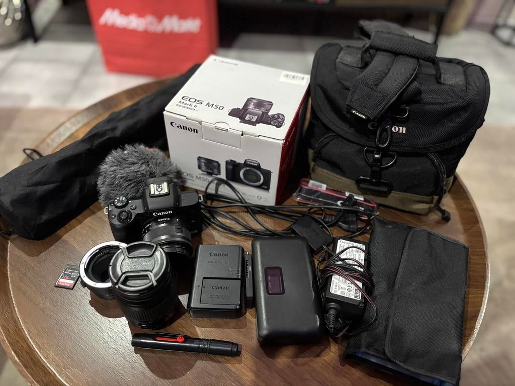 Canon EOS M50 Mark II Vlog/Stream kit. MK2, Audio, Tv en Foto, Fotocamera's Digitaal, Canon, Compact, Ophalen of Verzenden, Zo goed als nieuw