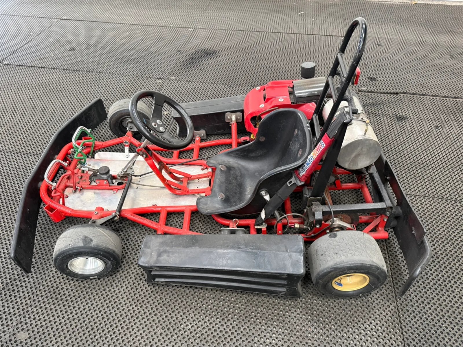 Go-kart met Briggs & Stratton Vanguard motor, Sport en Fitness, Karting, Ophalen, Gebruikt, Kart