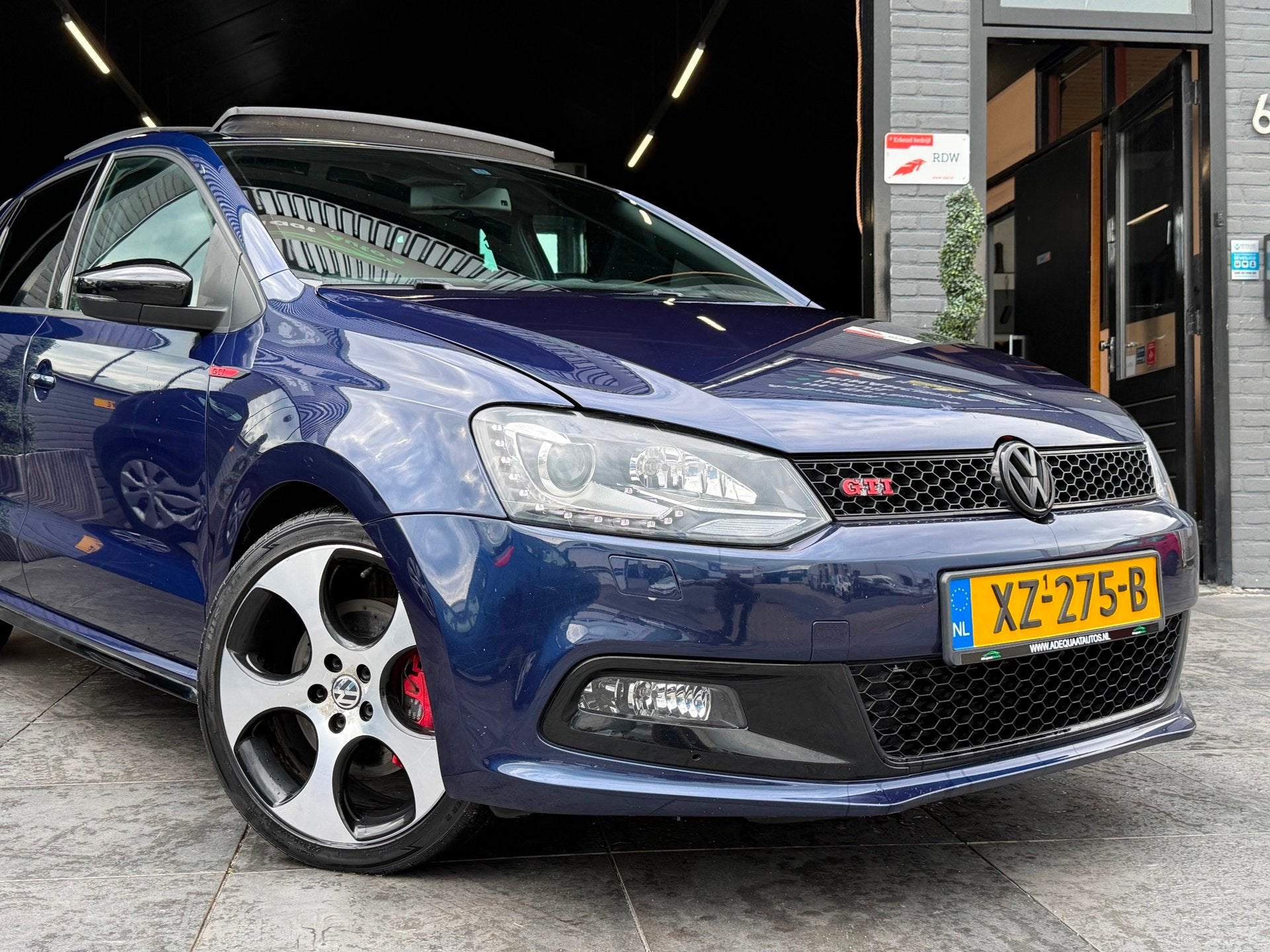 Volkswagen Polo 1.4 TSI GTI|AUT|Panoramadak|Leer|Carplay|APK, Auto's, Volkswagen, Euro 5, 4 cilinders, Met garantie (alle), Blauw